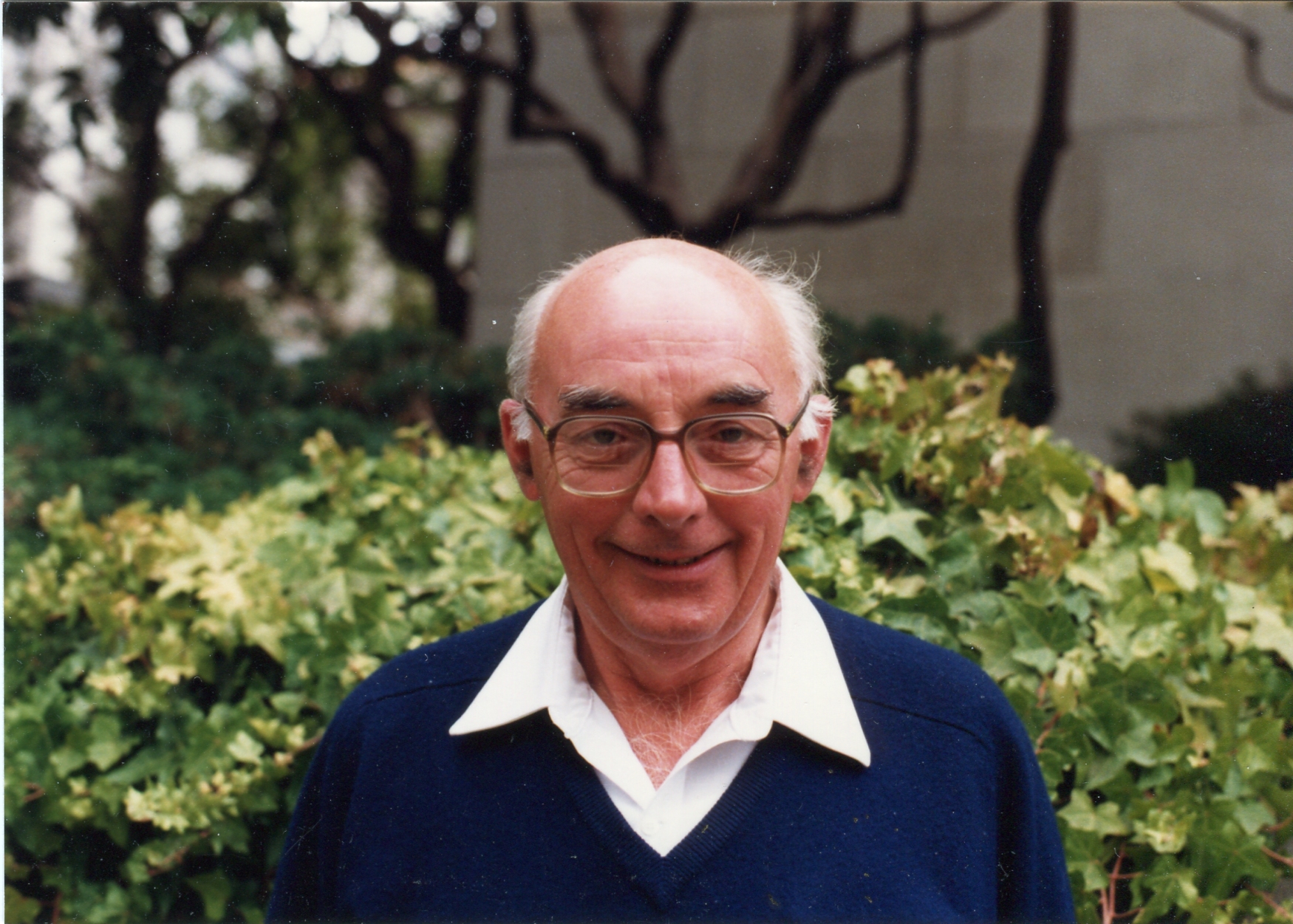 Institute of Mathematical Statistics | Remembering Lucien Le Cam 